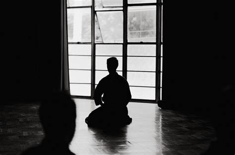Maintaining Meditation Discipline .